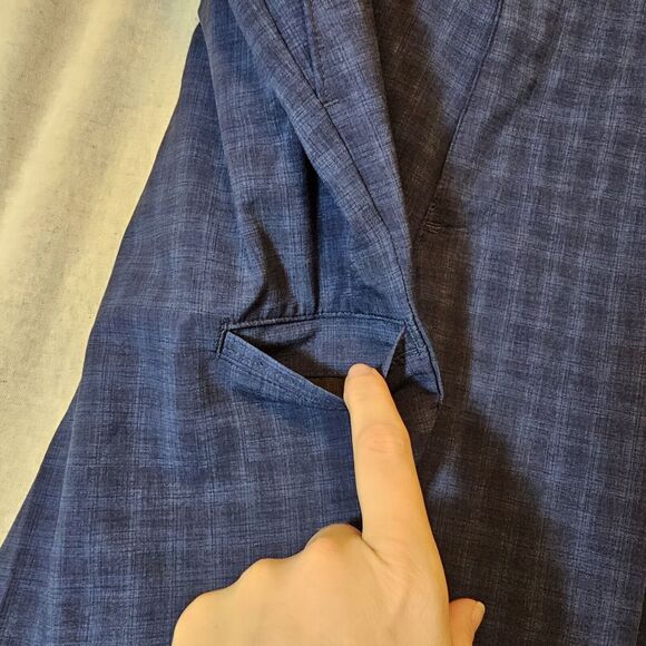 PGA Golf Men's Shorts Blue Plaid Ball Pocket 10" Inseam Size 42 - Picture 4 of 10